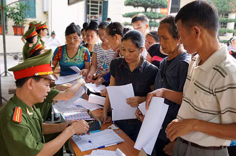 Phạm nhân được hỗ trợ tiền đi đường.