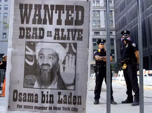Nước Mỹ nhanh chóng xác định được thủ phạm là Bin Laden thủ lĩnh của Al Qaeda Ảnh: Reuters.
