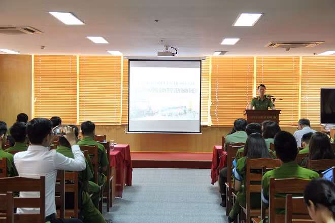 Quang cảnh buổi lễ.