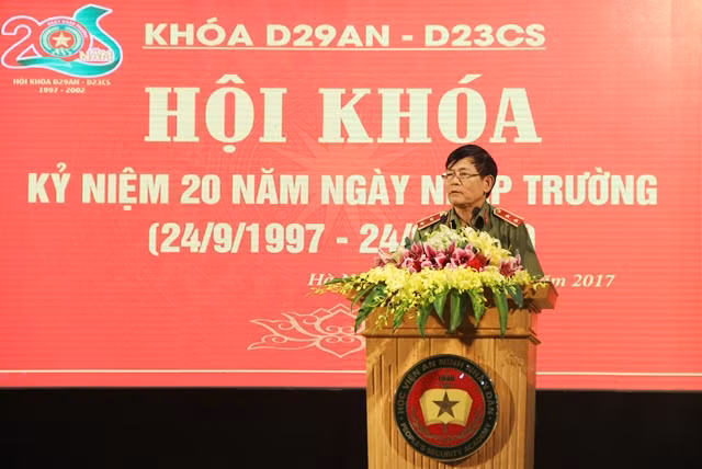 Trung tướng Nguyễn Văn Ngọc, Giám đốc Học viện ANND phát biểu.