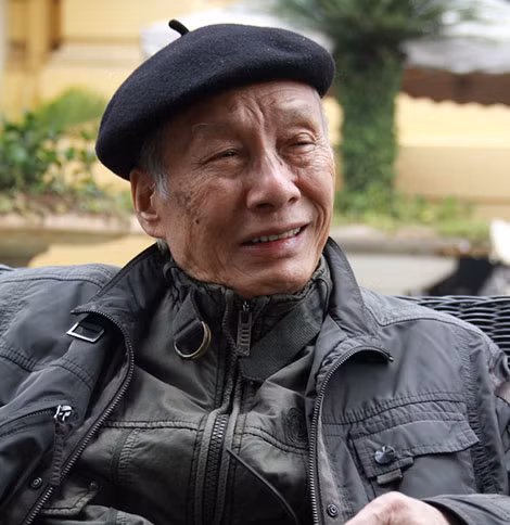 Nhạc sĩ Văn Ký trong phút giây đời thường.