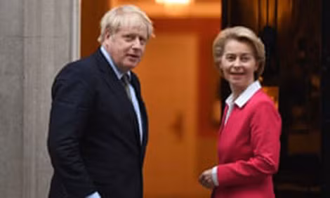 Thủ tướng Anh Boris Johnson và Chủ tịch EC Ursula von de Leyen.