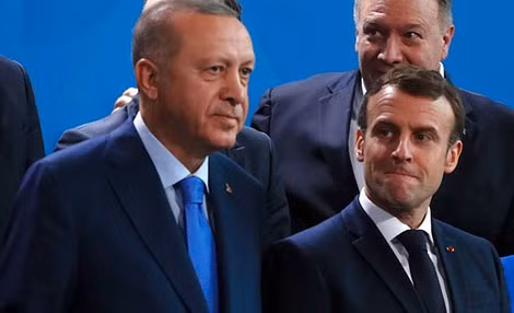 Tổng thống Thổ Nhĩ Kỳ Erdogan và người đồng cấp Pháp Macron.