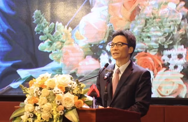 Phó Thủ tướng Vũ Đức Đam phát biểu tại buổi lễ.