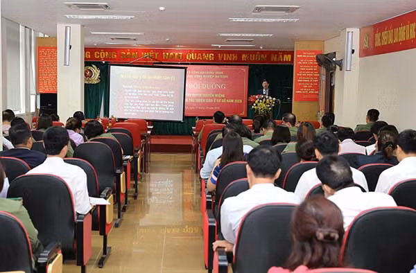 Quang cảnh lớp bồi dưỡng.