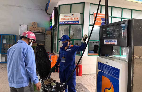 Mở cửa thị trường xăng dầu người tiêu dùng sẽ được hưởng lợi về chất lượng dịch vụ, phục vụ ngày càng tốt hơn, văn minh hơn.