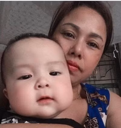 Chị Quách Thị Oanh (Thái Bình) được làm mẹ ở tuổi 52 sau 22 năm chờ đợi. Chị Quách Thị Oanh (Thái Bình) được làm mẹ ở tuổi 52 sau 22 năm chờ đợi.
