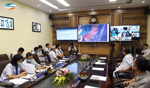 Hệ thống khám chữa bệnh từ xa Viettel Telehealth.