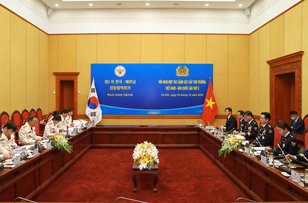 Toàn cảnh Hội nghị.