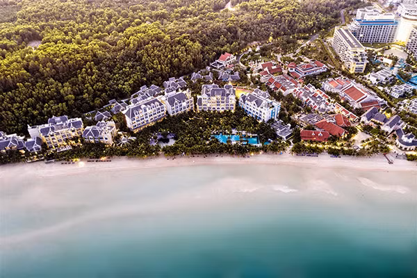 JW Marriott Phu Quoc Emerald Bay vừa thắng giải “Khu nghỉ dưỡng biển tốt nhất toàn cầu”.