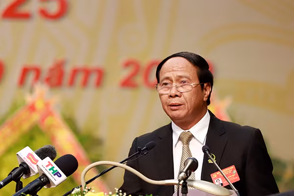 Đồng chí Lê Văn Thành.