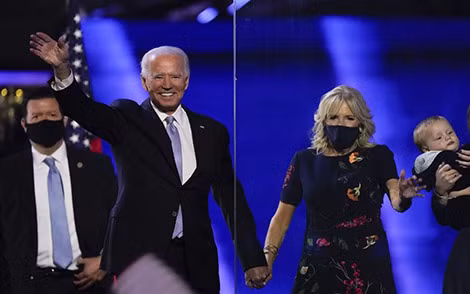 Ông Joe Biden và phu nhân.