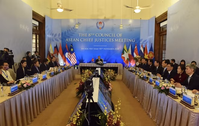 Đại diện Toà án tối cao các nước ASEAn tham dự hội nghị.