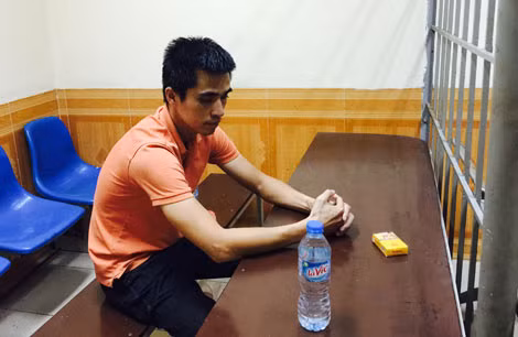 Nguyễn Anh Đức tại cơ quan Công an. Nguyễn Anh Đức tại cơ quan Công an.