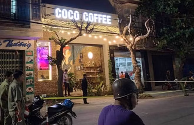 Ngay sau khi xảy ra án mạng, hiện trường đã được phong tỏa để khám nghiệm điều tra. Ảnh : CTV