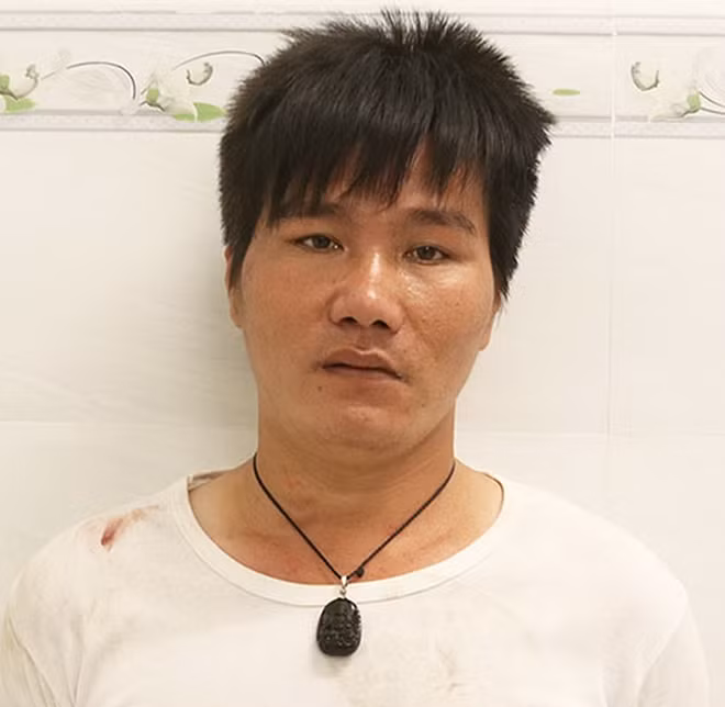 Đối tượng Nguyễn Văn Đen sau khi bị bắt giữ. Ảnh: Công an TP Nha Trang
