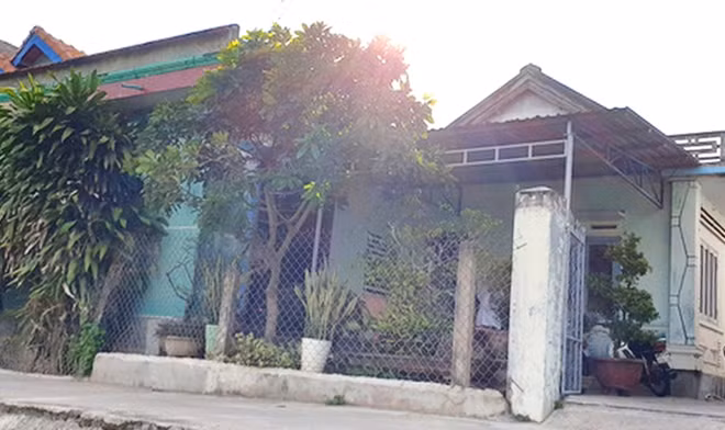 Nhà và đất của ông bà Ký - Vương đã bị chấp hành viên Chi cục THADS huyện Phú Hòa cưỡng chế, kê biên với nhiều sai sót. Ảnh: D.T