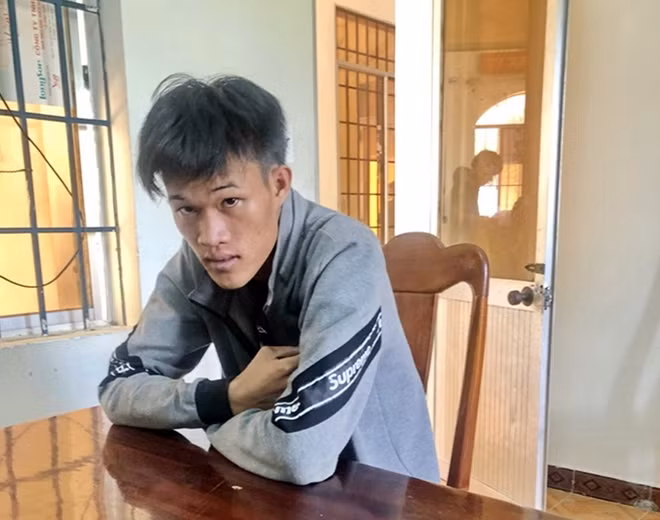 Hung thủ Phạm Kim Phê sau khi bị bắt giữ
