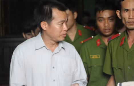 Bị cáo Hoàng sau phiên tòa. Bị cáo Hoàng sau phiên tòa.