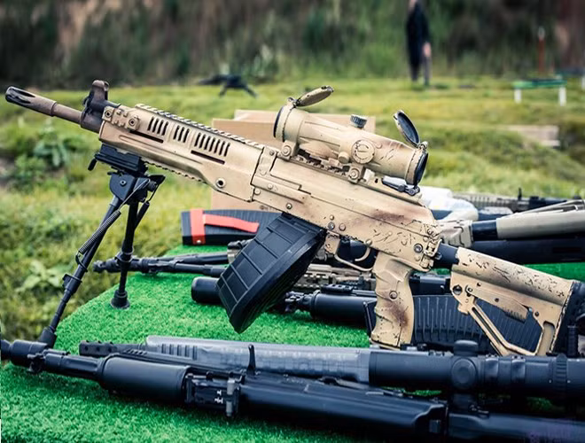 Súng trường RPK-16 mới nhất của Nga. Ảnh: TASS Súng trường RPK-16 mới nhất của Nga. Ảnh: TASS