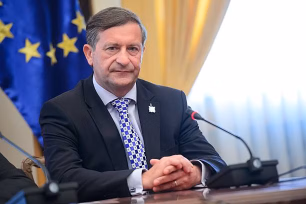 Ngoại trưởng Slovenia Karl Arjavec. Ảnh: Thông tấn AP