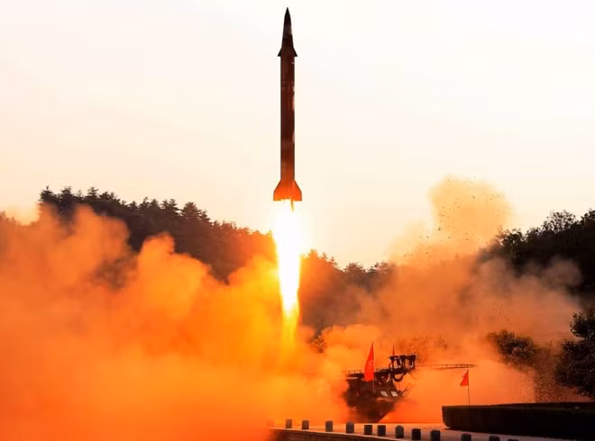 Hình ảnh một vụ phóng thử tên lửa của CHDCND Triều Tiên vào năm ngoái. Ảnh: AFP