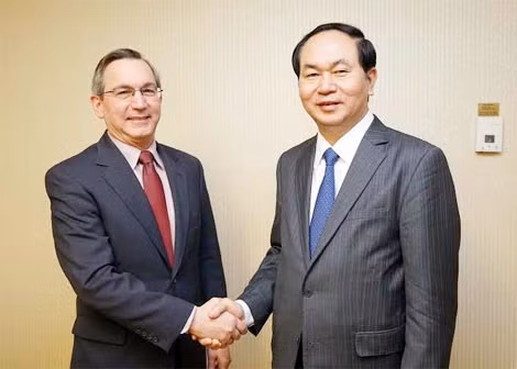 Bộ trưởng Trần Đại Quang và ngài Scot Marciel, Phó Trợ lý Ngoại trưởng phụ trách Đông Á - Thái Bình Dương. Bộ trưởng Trần Đại Quang và ngài Scot Marciel, Phó Trợ lý Ngoại trưởng phụ trách Đông Á - Thái Bình Dương.