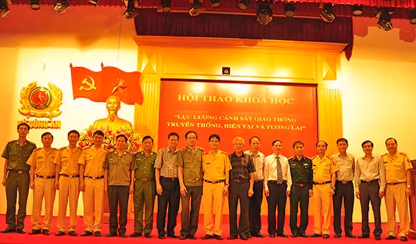 Các đại biểu tại Hội thảo.