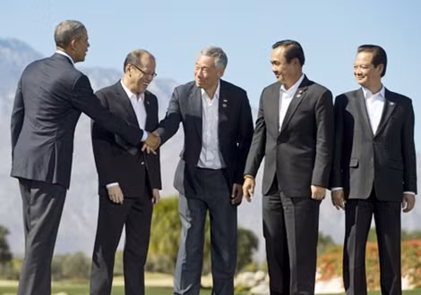 Tổng thống Mỹ và các nhà lãnh đạo ASEAN tại hội nghị ở Sunnylands.