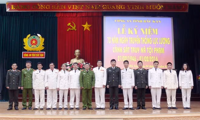 Lực lượng CS Truy nã tội phạm Công an tỉnh với lãnh đạo Công an tỉnh