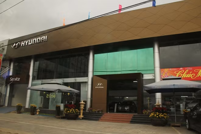 Showroom Hyundai Cẩm Lệ, một trong hai địa điểm mà Huy gây án.