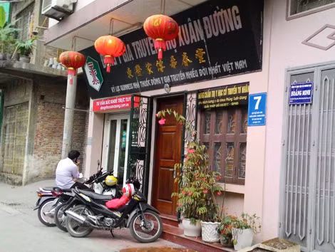 Phòng khám Đông y Thọ Xuân Đường.