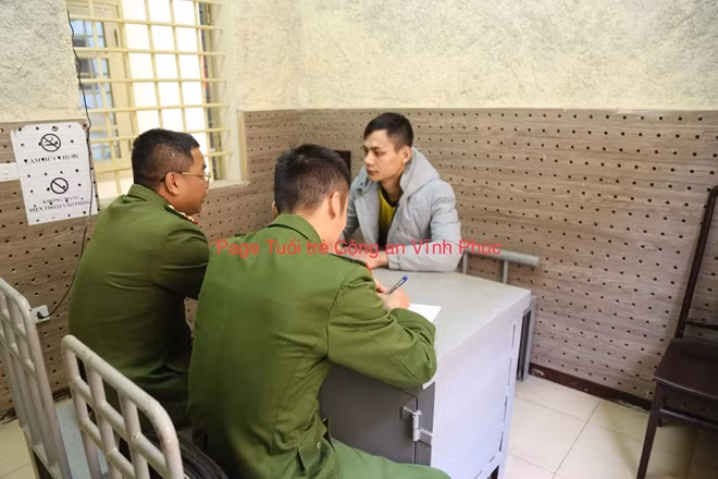 Công an huyện Tam Dương lấy lời khai đối tượng Bùi Văn Tâm