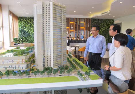 Khối đế cao 5 tầng được dùng làm khu vui chơi, mua sắm của một dự án bất động sản.