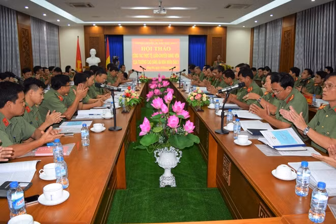 Toàn cảnh hội thảo