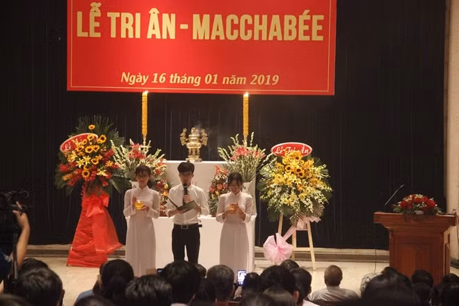 Những hình ảnh trang nghiêm, xúc động tại buổi lễ.