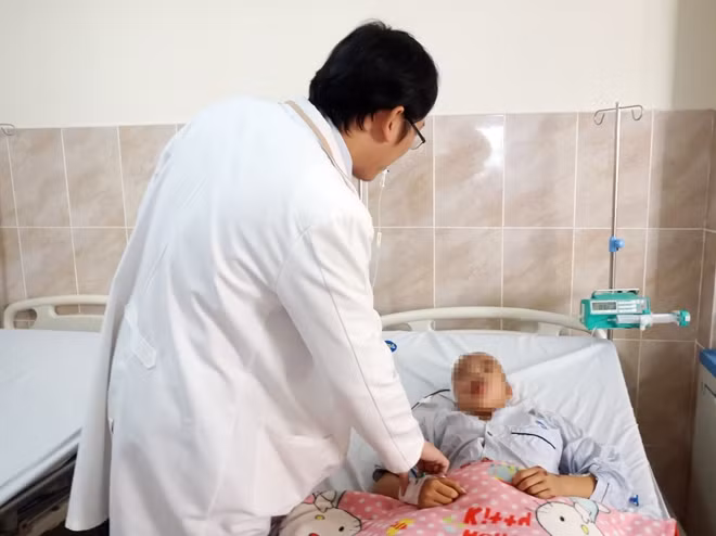 Bệnh nhân đã hoàn toàn thoát nguy kịch sau 5 ngày được phẫu thuật.