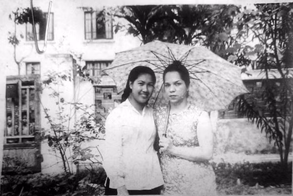 Bà Alicia-Ramizet và nữ cảnh vệ Nguyễn Thị Ngọc Đoàn.