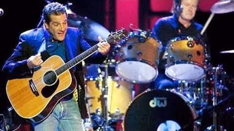 Glenn Frey qua đời ở tuổi 67 vì biến chứng bệnh viêm khớp và viêm phổi.