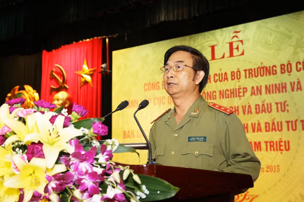 Thượng tướng Đặng Văn Hiếu, Ủy viên TW Đảng, Thứ trưởng Thường trực Bộ Công an phát biểu chỉ đạo tại buổi Lễ.