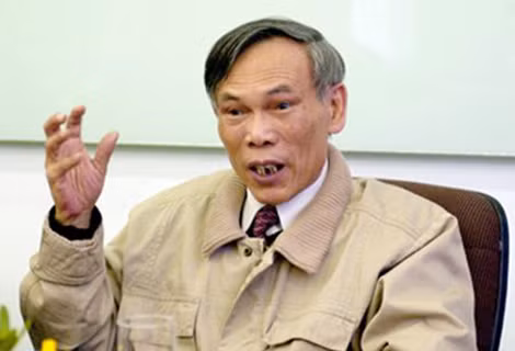 Nguyên Bộ trưởng Bộ Thương mại Trương Đình Tuyển.