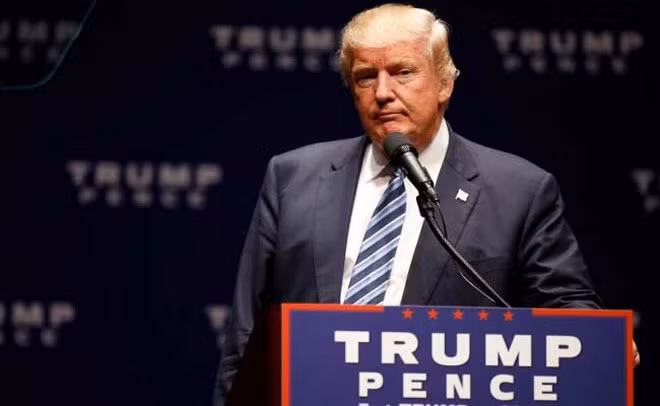 Ông Donald Trump đang đứng trước những cáo buộc làm ăn khuất tất.