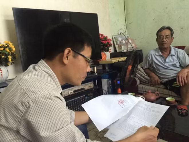 Người dân chờ đợi quận Bắc Từ Liêm thi hành bản án phúc thẩm.