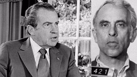Eugenio Martinez (phải) và Tổng thống Richard Nixon tháng 10-1973.