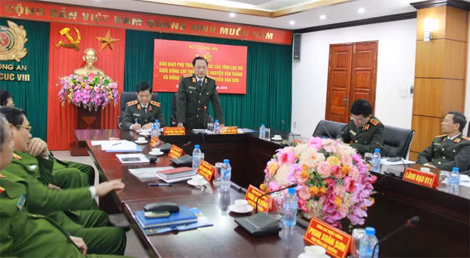 Thứ trưởng Nguyễn Văn Thành và Thứ trưởng Nguyễn Văn Sơn tại buổi làm việc. Thứ trưởng Nguyễn Văn Thành và Thứ trưởng Nguyễn Văn Sơn tại buổi làm việc.