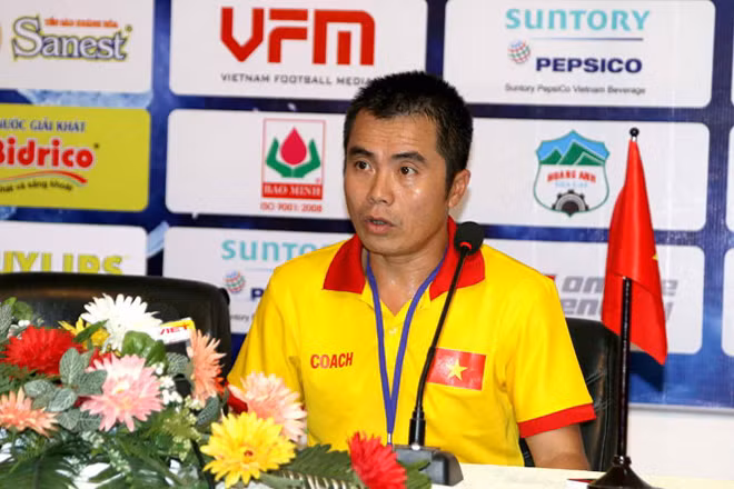 Những phát biểu của HLV Phạm Minh Đức luôn tạo ra nhiều tranh luận trái chiều. Ảnh: H.M..