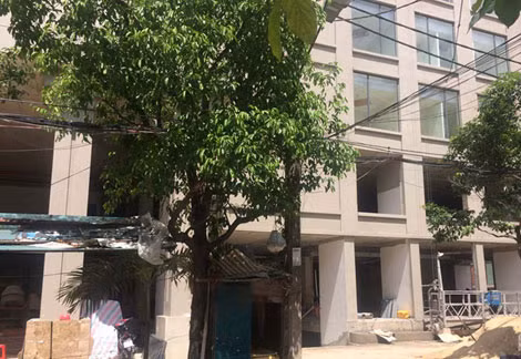 Dự án chung cư Bảy Hiền Tower vẫn ngổn ngang.