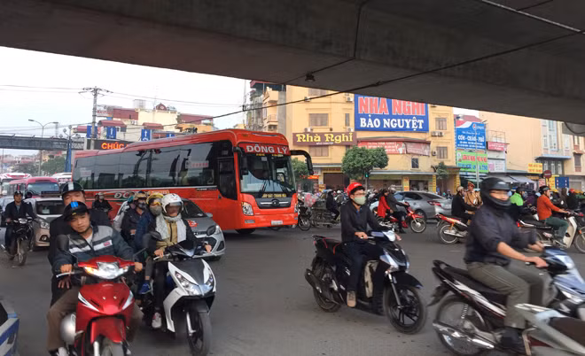Hà Nội và TP Hồ Chí Minh sẽ là hai thành phố thí điểm kiểm soát khí thải xe máy?