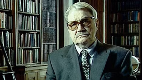 Điệp viên Nga Vasily Mitrokhin.