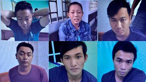 6 đối tượng trong vụ án vào thời điểm bị bắt giữ. 6 đối tượng trong vụ án vào thời điểm bị bắt giữ.